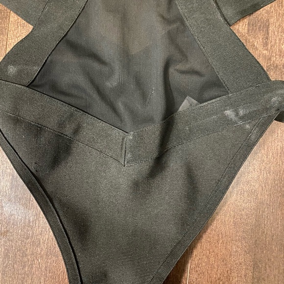 Black bodysuit - Picture 4 of 7